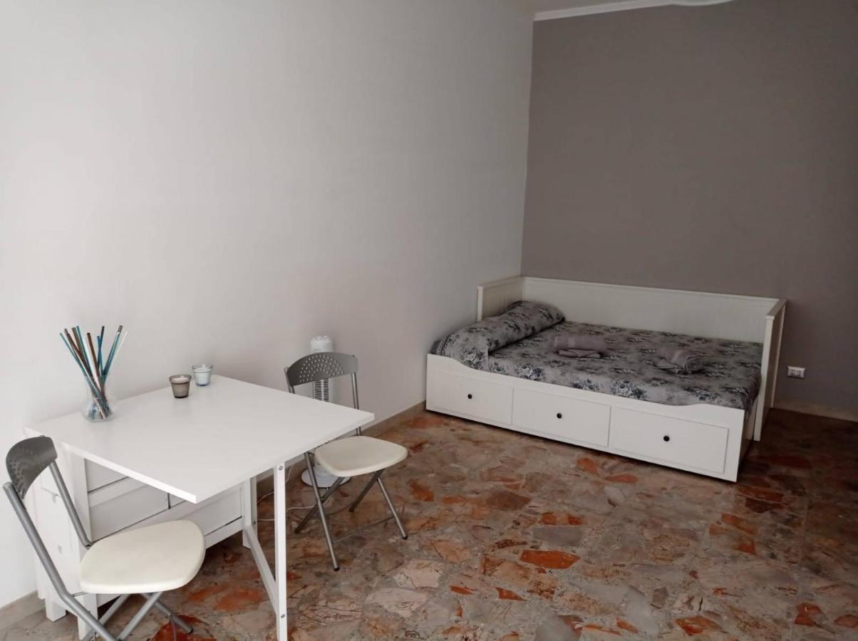 Ostia Beach Cryptohouse Ngoại thất bức ảnh