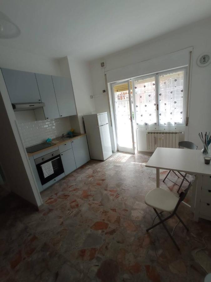 Ostia Beach Cryptohouse Ngoại thất bức ảnh